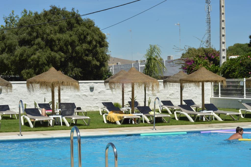 Hostal El Capi 자호라 외부 사진