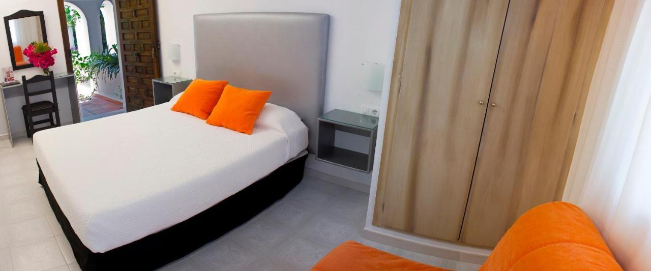 Hostal El Capi 자호라 외부 사진